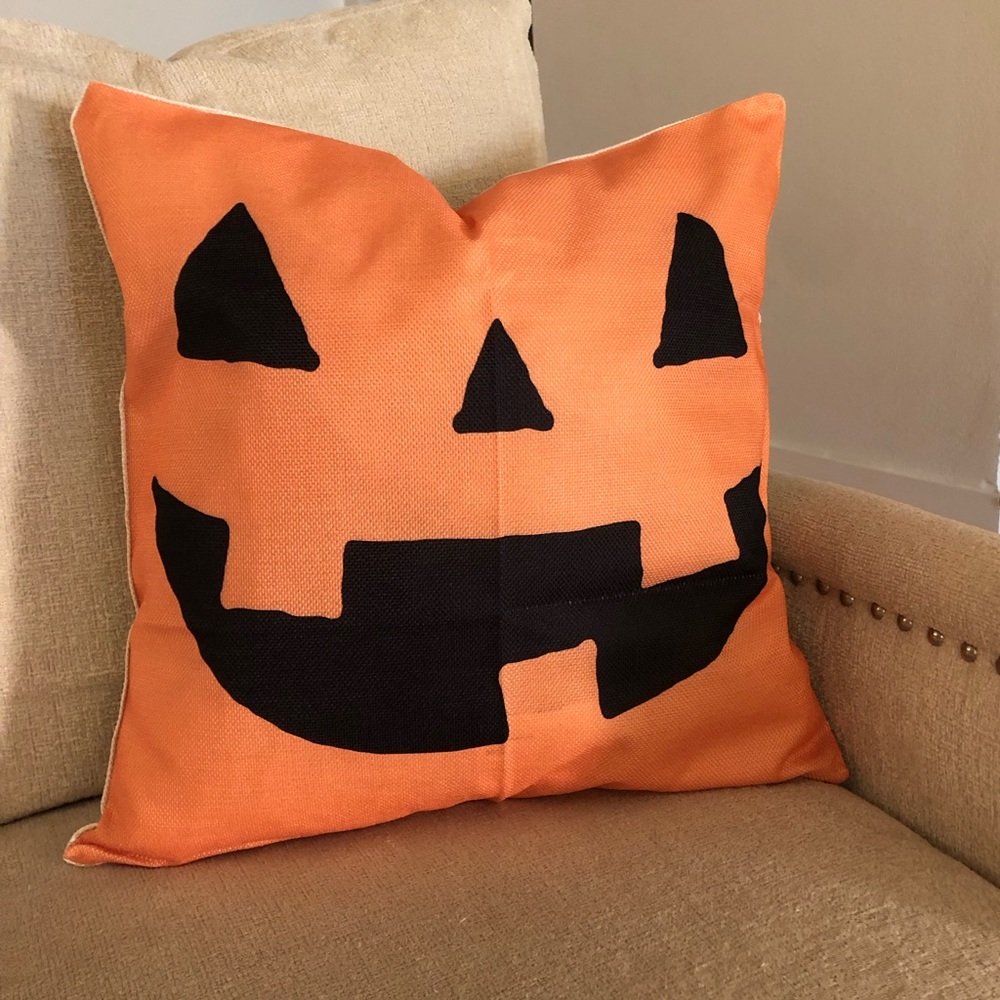 Jack-O-Lantern Pillow + Insert - Picture 2 of 3